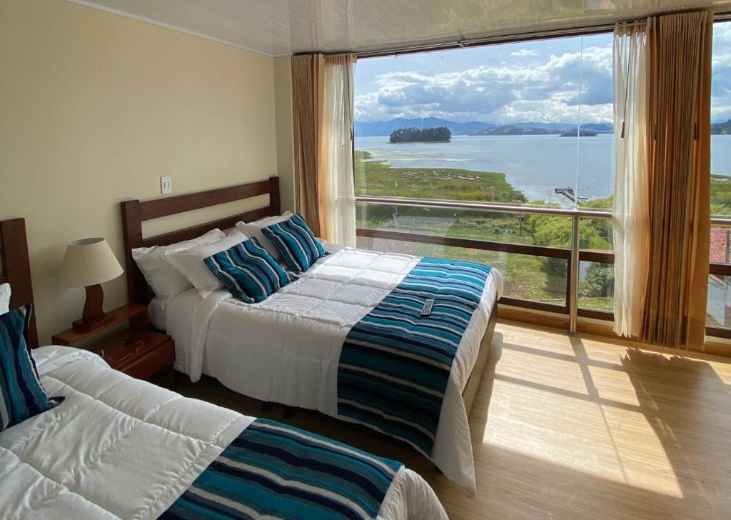 Hotel Rocamonti - Family Room With Lake View