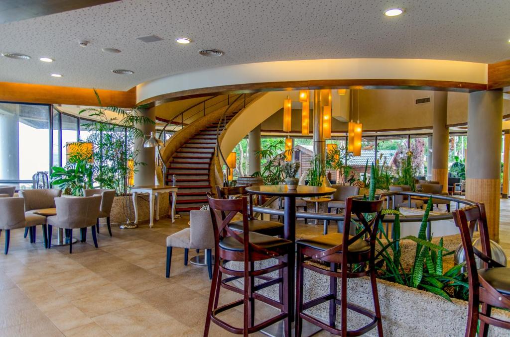 Restaurace v ubytování Ramot Resort Hotel