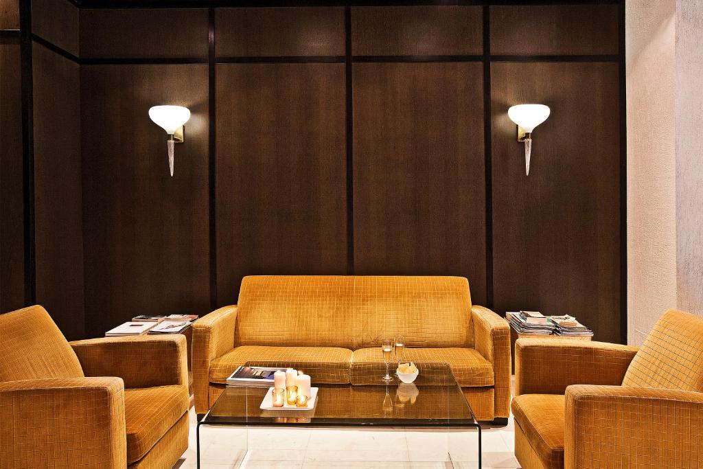 Posezení v ubytování Grupotel Gran Via 678