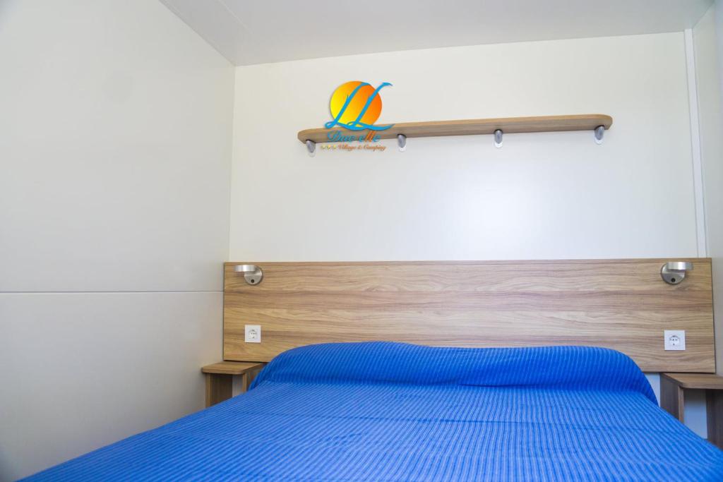 Postel nebo postele na pokoji v ubytování Village Due Elle