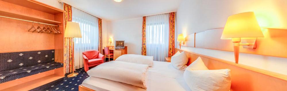 BLÖDEL Gasthof Grüner Baum - Resim 9