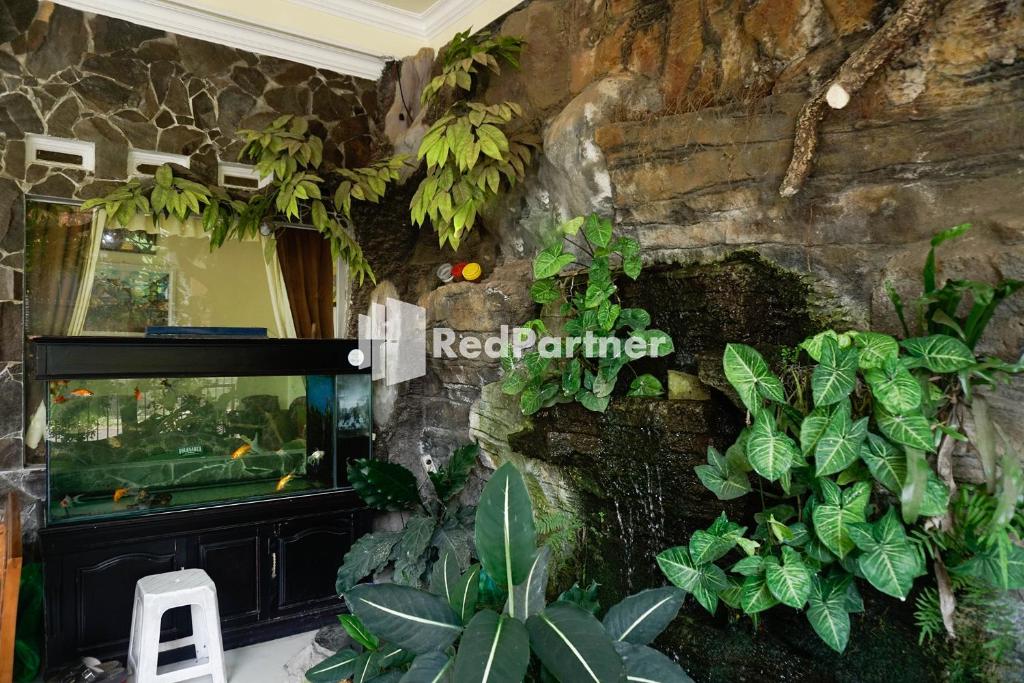 Zahrada ubytování Griya Imafa Inn RedPartner near Jatim Park 2