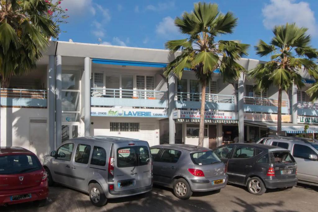 Fotografie z fotogalerie ubytování Un pied-à-terre face à la marina v destinaci Le Marin