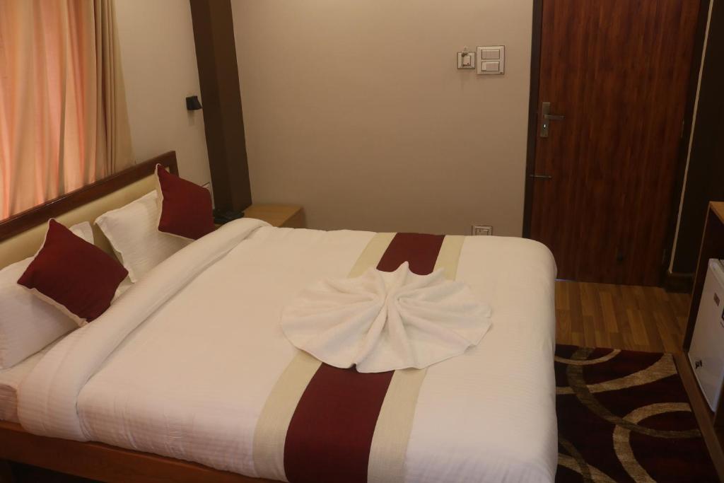 Hotel Family Ties Pvt. Ltd. - Habitación Triple Con Balcón
