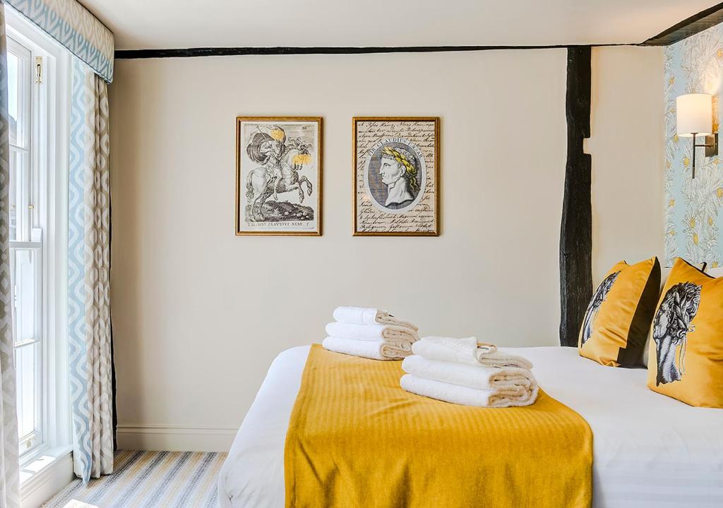 The George Hotel - 
