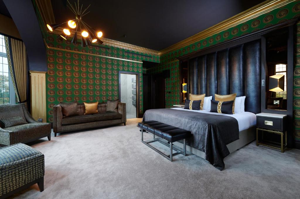 Aldwark Manor Estate - Deluxe Double Room