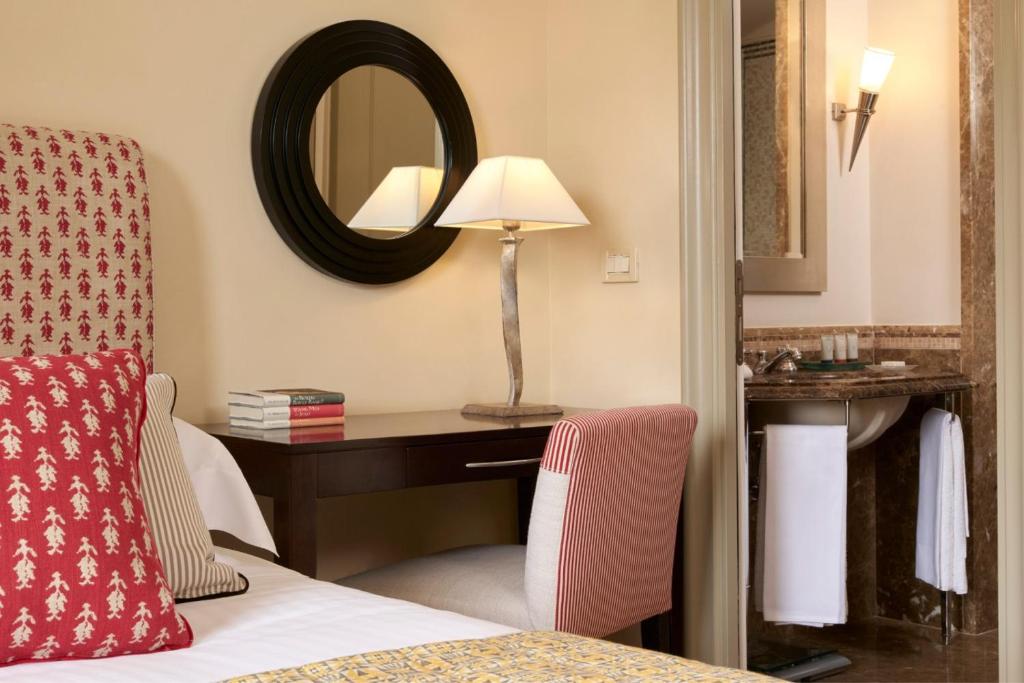 Rocco Forte Hotel Savoy - 11