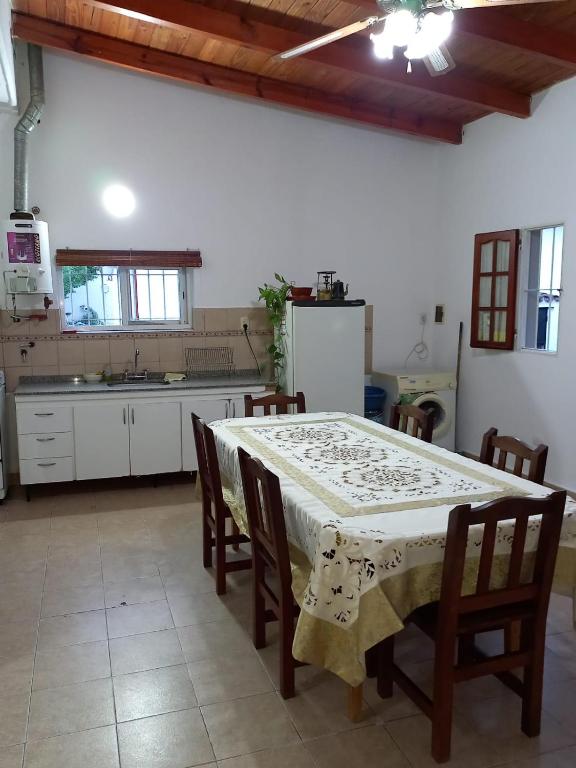 LA SERRANITA - Frente al Rio - Casa Con Tre Camere Da Letto