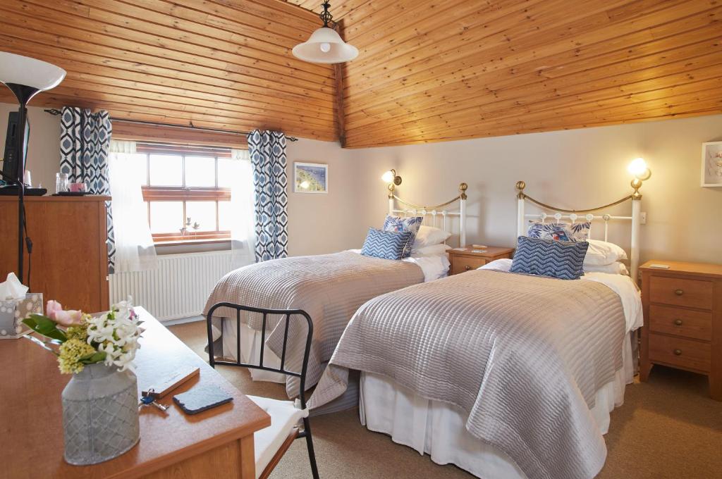 Dairy Barns - Twin Room - Disability Access