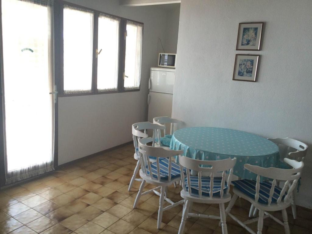 Fotografia z galérie ubytovania Apartment in Podgora with sea view, terrace, air conditioning, WiFi 134-3 v Podgore