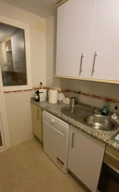 Fotografia z galérie ubytovania Mer et Golf, superbe appartement avec piscine v destinácii Casares