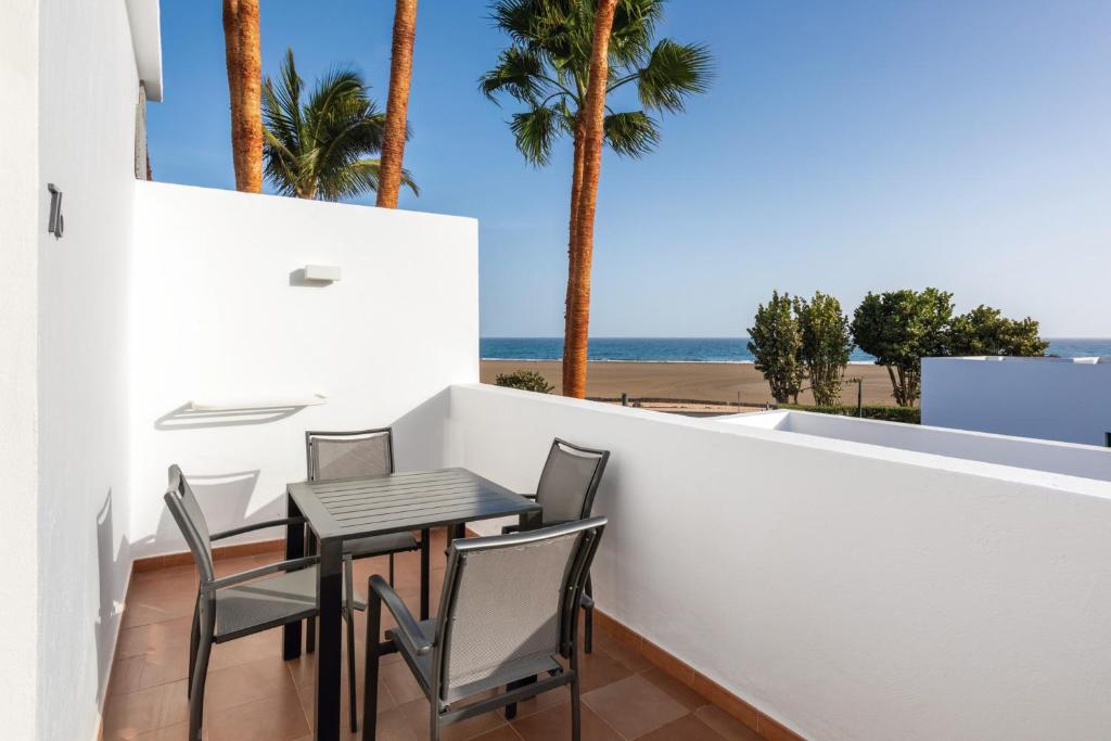 Hotel Riu Paraiso Lanzarote - All Inclusive - Two Bedroom Family Room