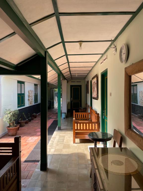 Posezení v ubytování Pamularsih Homestay