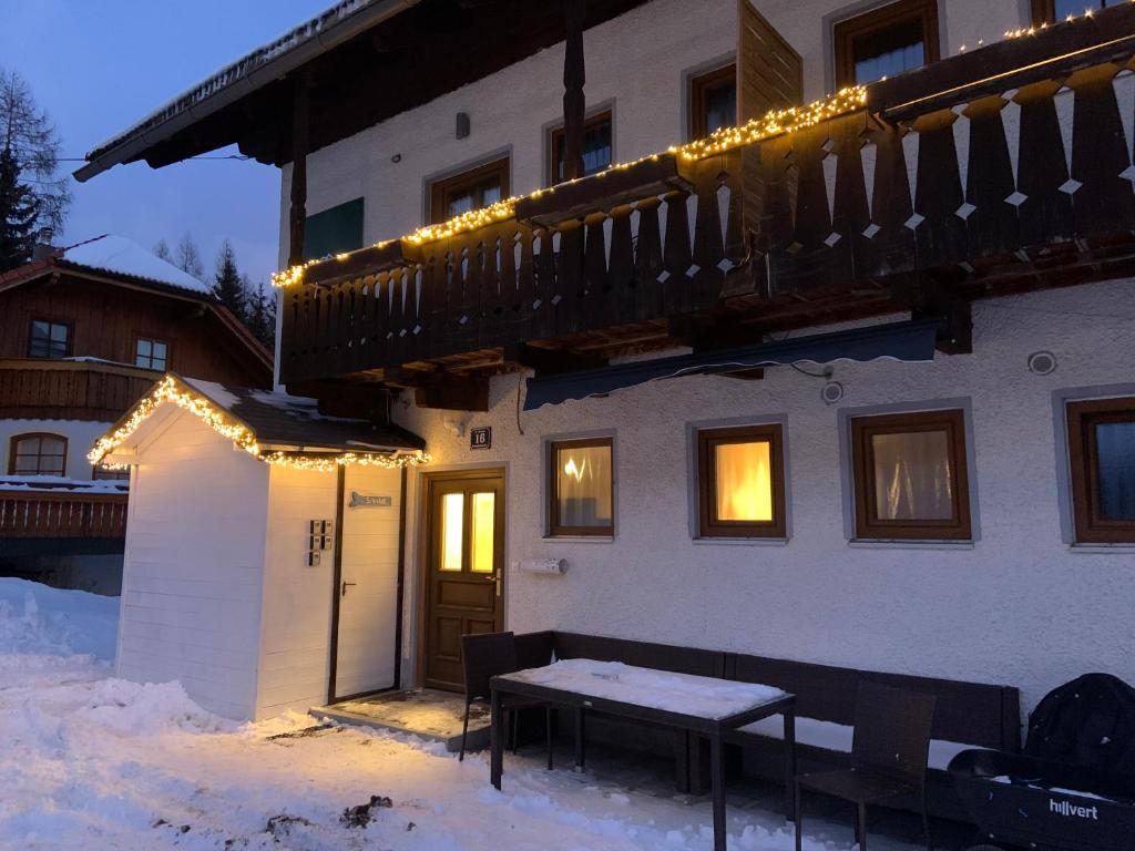 Nockalm Cottage v zimě