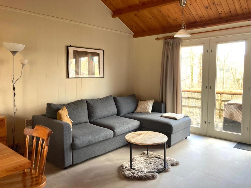 Posezení v ubytování Familie Meys Chalets - Chalet 249 - La Boverie