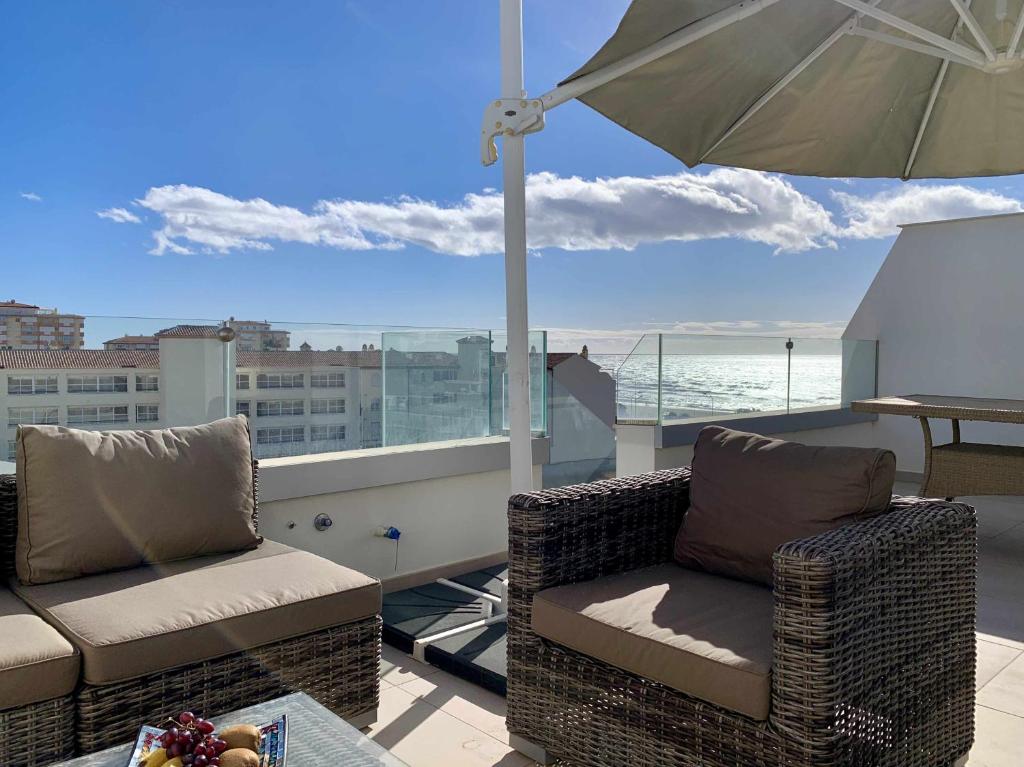 View of Exclusive Penthouse Apartment with Lake View - Bardolino