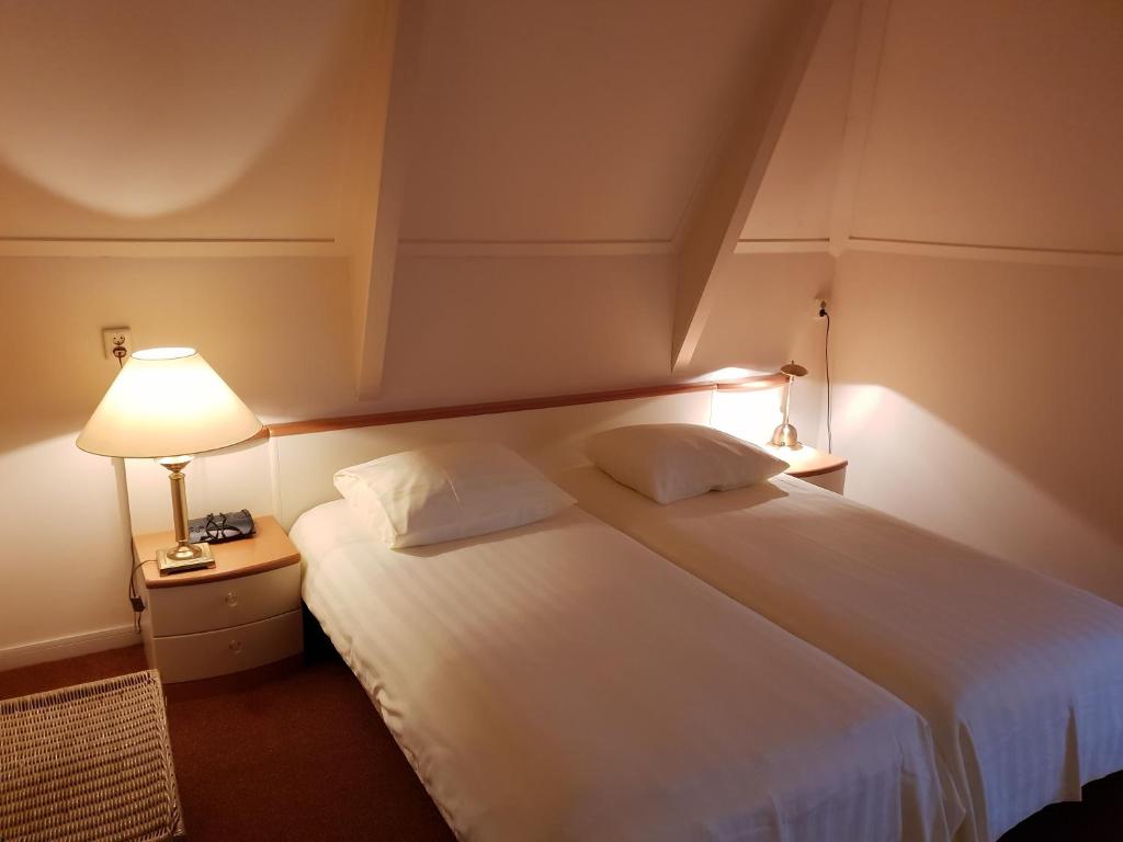 Boetiek Hotel Marum - Twin Room With Balcony