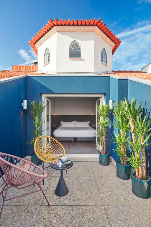 
Suite City View with Terrace
