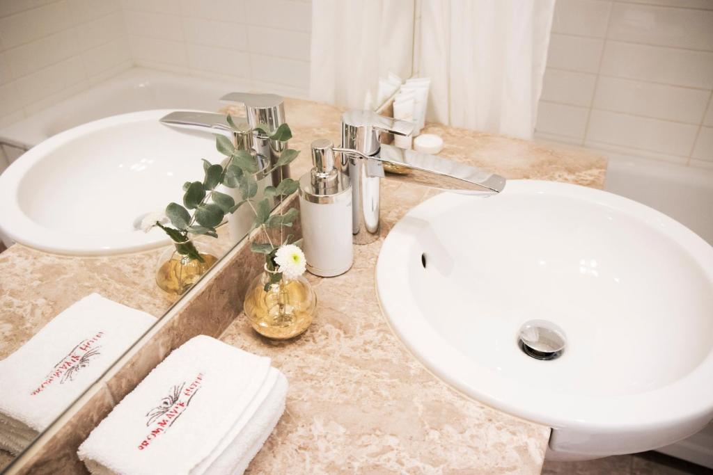 Brommavik Hotel - Resim 11