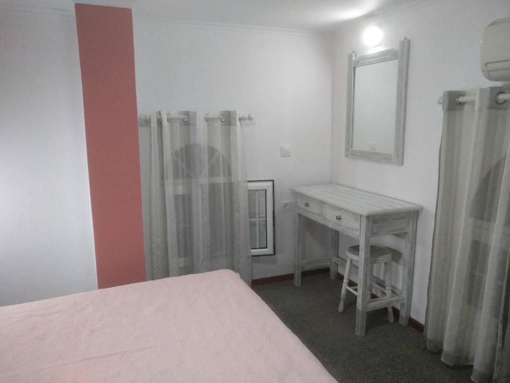 Posteľ alebo postele v izbe v ubytovaní Vokamvilia Apartment & Studio Close to the sea