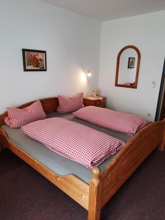 Postel nebo postele na pokoji v ubytování Landgasthof Rotlipp Gästezimmer