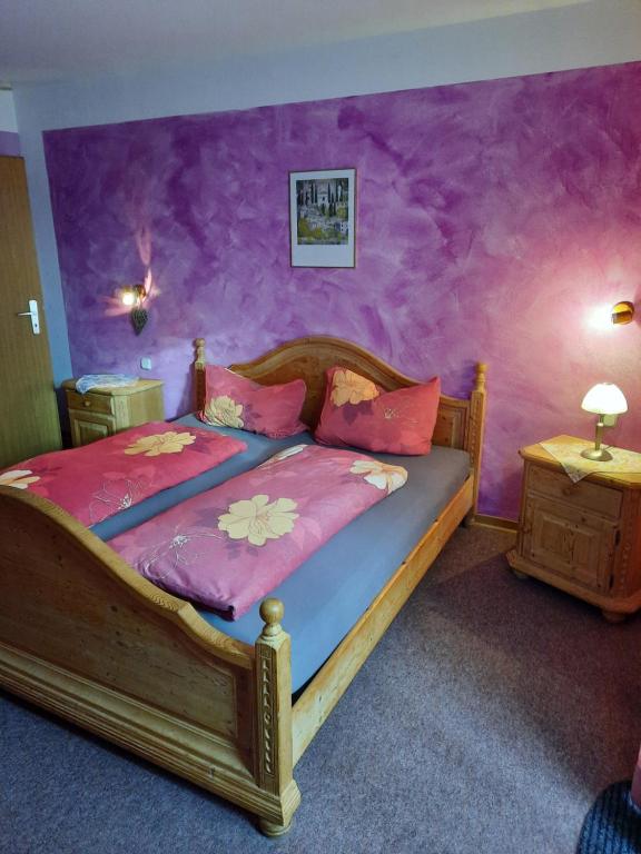 Postel nebo postele na pokoji v ubytování Landgasthof Rotlipp Gästezimmer