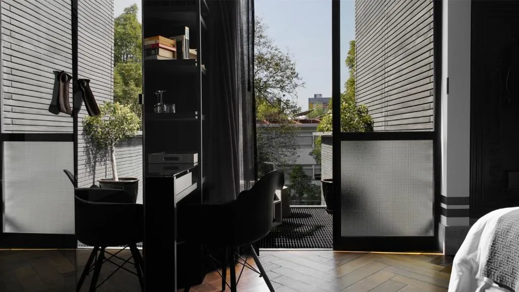 Junior Suite with Balcony