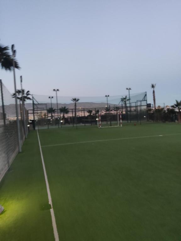 Tenis a/nebo squash v ubytování Maríahome nebo okolí