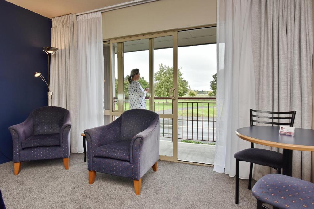 Posezení v ubytování The Suites Ashburton
