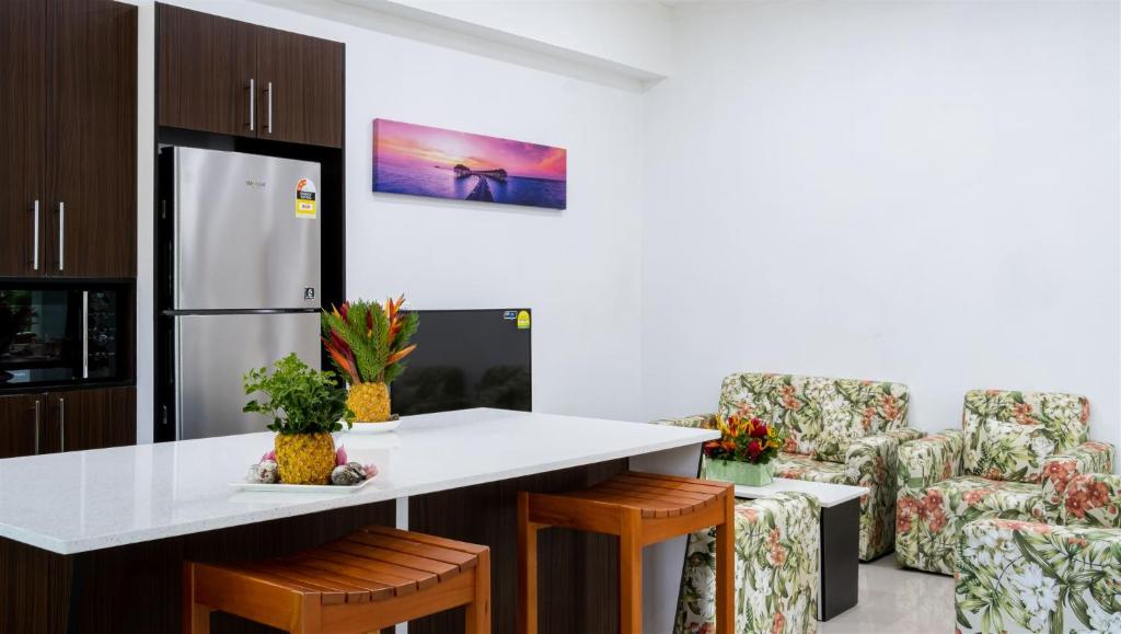Kuchyň nebo kuchyňský kout v ubytování Coastal Suites Fiji