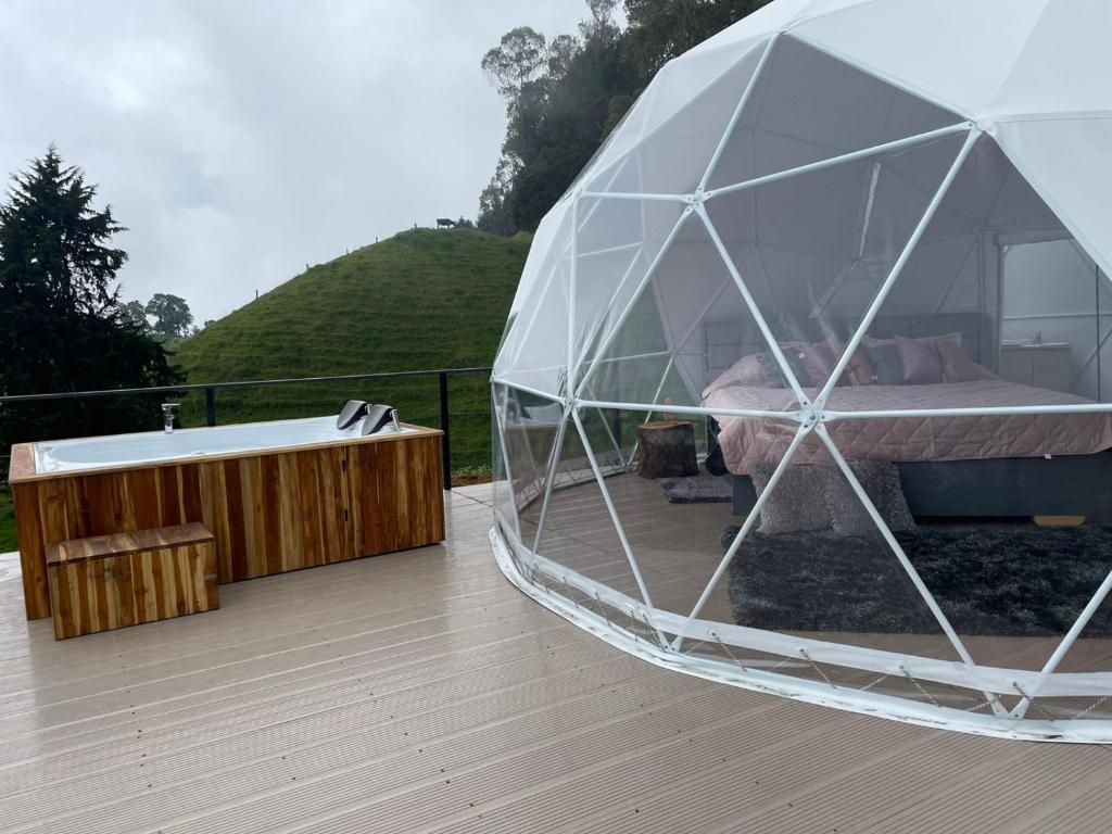 Üldine mäevaade või majutusasutusest Stellarium Glamping pildistatud vaade