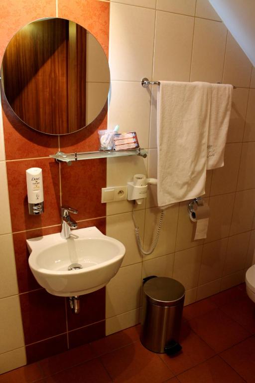 Kúpeľňa v ubytovaní Hotel Linder