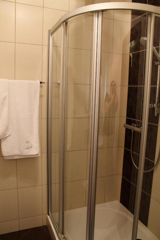 Kúpeľňa v ubytovaní Hotel Linder