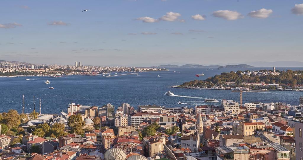 فضای داخلی Richmond Istanbul در استانبول - تصویر ۳