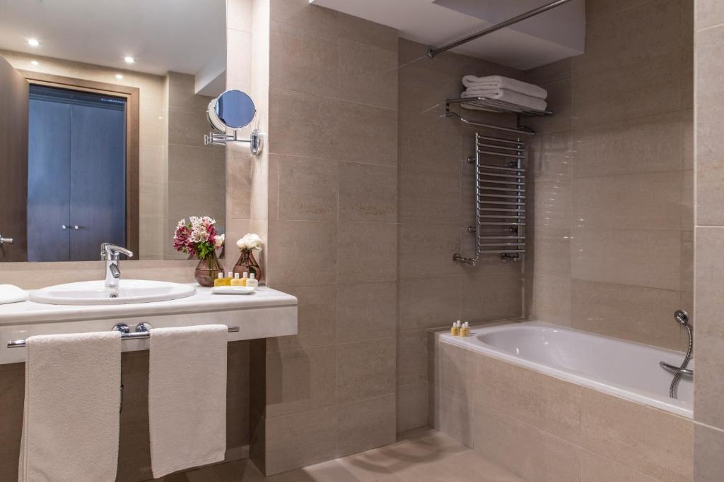 Koupelna v ubytování Amalia Hotel Athens