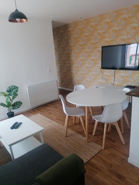 Photo de la galerie de l'établissement Chez la Rég'- Aux pieds de la cathédrale, à Reims