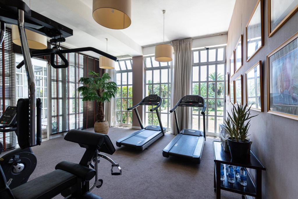 Fitness centrum a/nebo fitness zařízení v ubytování Amalia Hotel Nafplio
