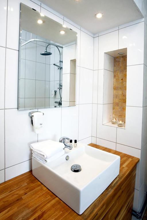 Koupelna v ubytování Adels Hotel
