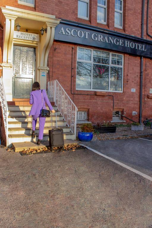 Ascot Grange Hotel - Voujon Resturant - Resim 14