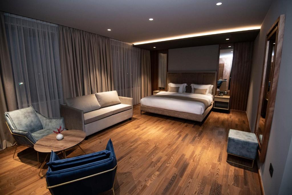 Postel nebo postele na pokoji v ubytování Ajman Park & Resorts