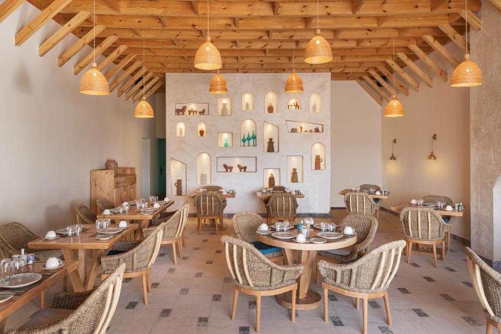 Posezení v ubytování Benben by Dhara Hotels - Adults Only