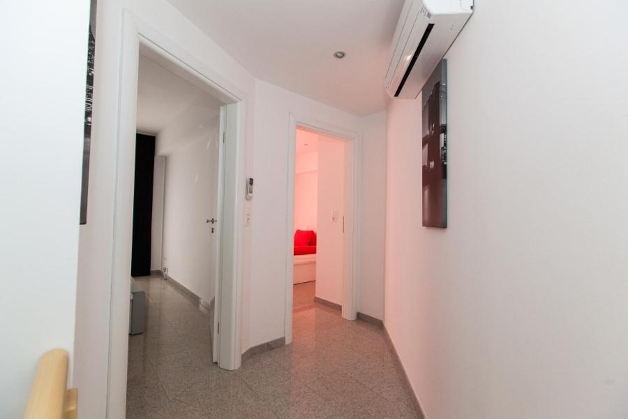 Televízia a/alebo spoločenská miestnosť v ubytovaní Apartment in Crikvenica with sea view, terrace, air conditioning, WiFi 3492-10