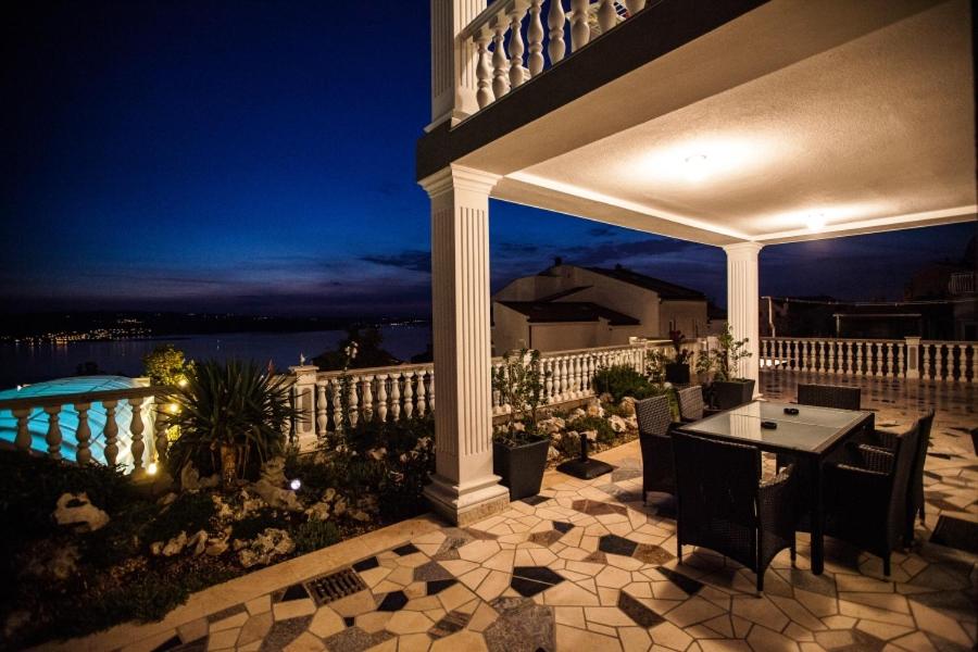 Balkón alebo terasa v ubytovaní Apartment in Crikvenica with sea view, terrace, air conditioning, WiFi 3492-10