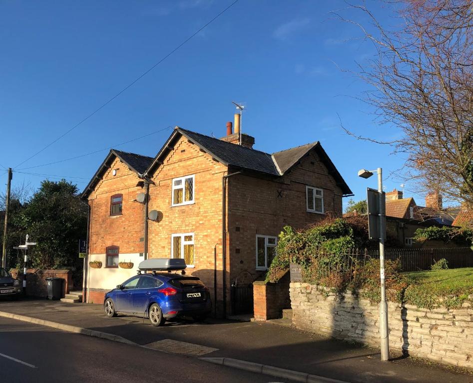 Plumtree Cottage - Housity