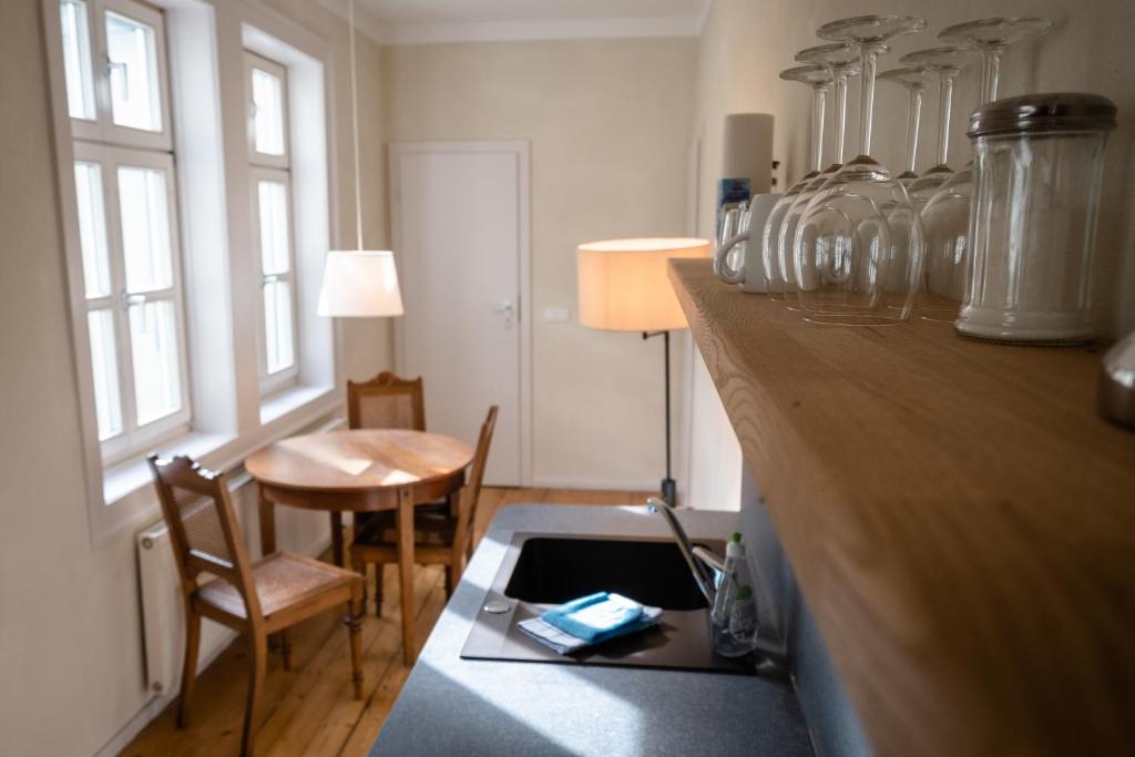 "goethezimmer" Ferienwohnungen Am Schloss - 13