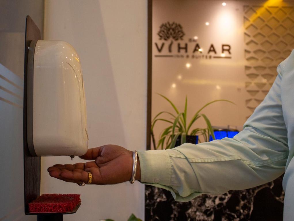 Certifikát, hodnocení, plakát nebo jiný dokument vystavený v ubytování Sai Vihaar Inn & Suites