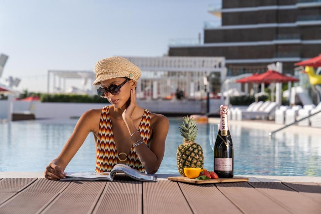 Hosté ubytování Th8 Palm Dubai Beach Resort, Vignette Collection by IHG