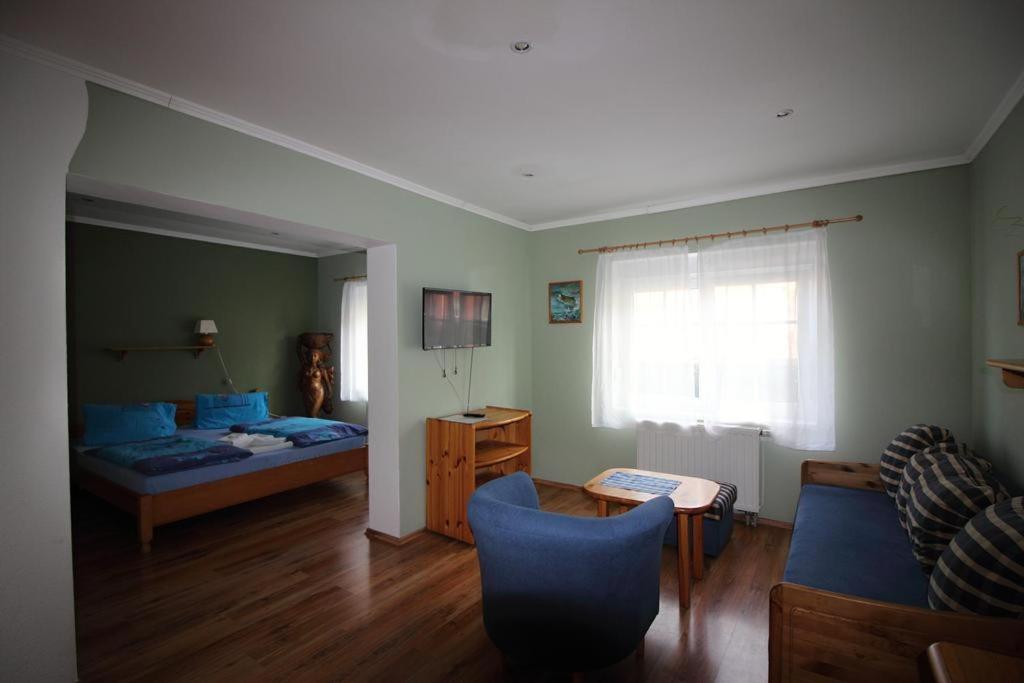 Penzion Olga - Habitación Cuádruple