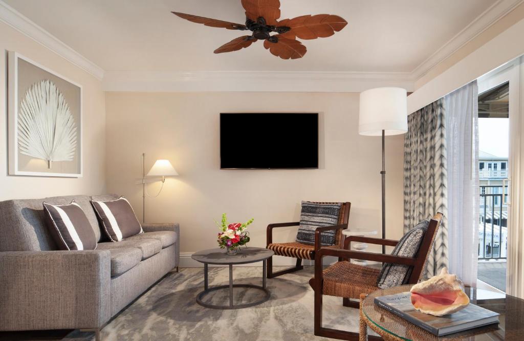 Pier House Resort & Spa photo