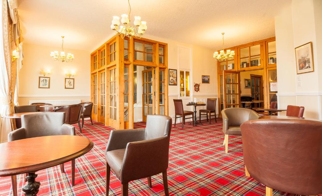 Posezení v ubytování SGE Esplanade Hotel
